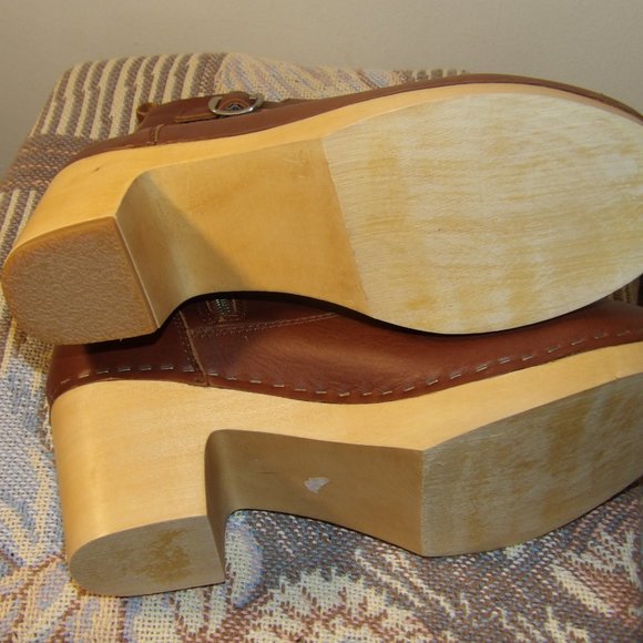 Steve Madden Brown Ankle Boots - Picture 7 of 9